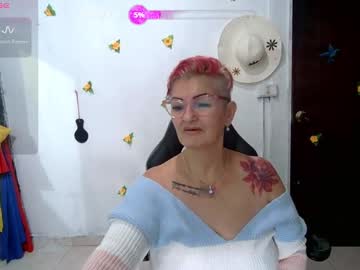 bety cum2