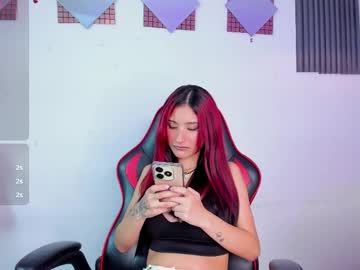 cristal baker25