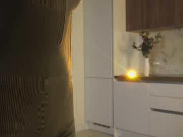 dainty woman