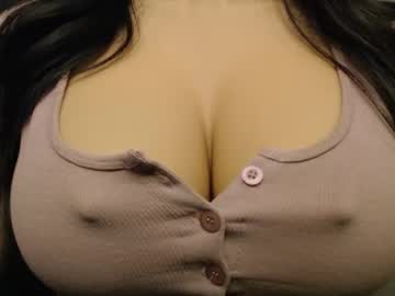 joannie boobs