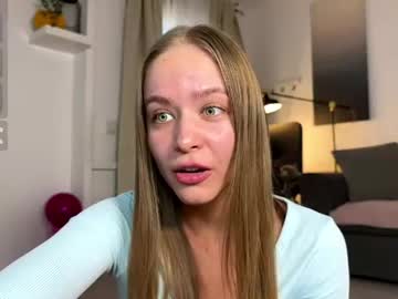 leona grand