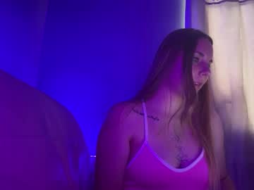 ninaglow 