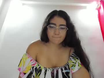 petiteehot