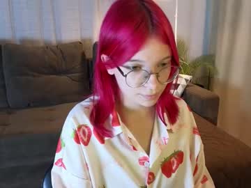 pink tilly